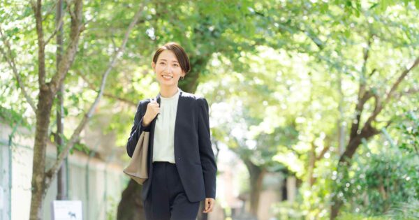 年収1500万円の手取り月収は85万円！税金や生活レベルも計算