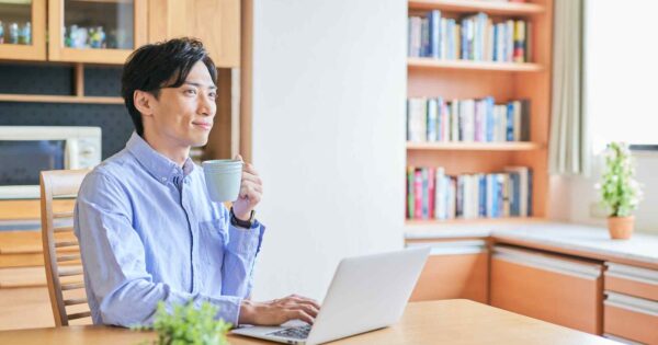 手取り24万の月収額面は約29万、年収346万！生活レベルや全国平均とも比較