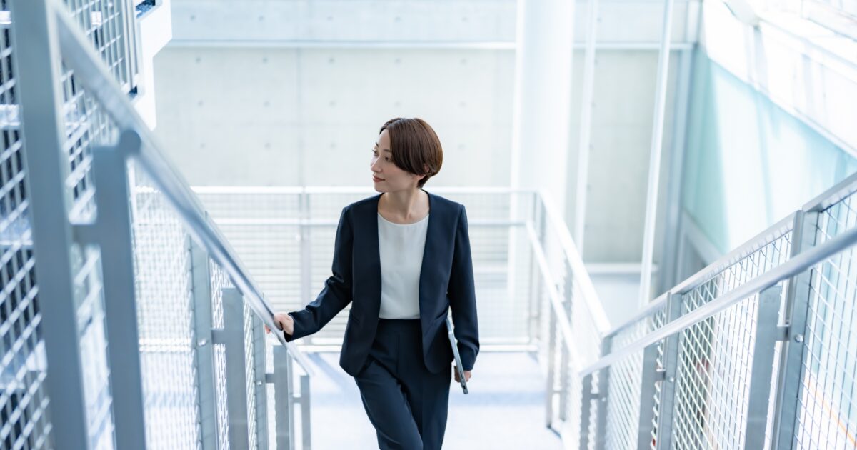 「マジで人生終わってる」と思っても人生は終わらない！避けるべき行動、試すべき行動を解説